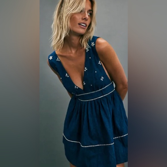 free people blue jean babydoll dress Free PEOPLE ROADHOUSE MINI DENIM DRESS SMALL main image 1